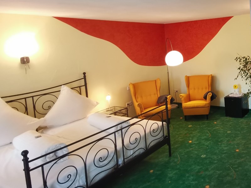 Young Lifestyle Zimmer – modernes Hotelzimmer im Hotel Am Hirschhorn in der Südwestpfalz