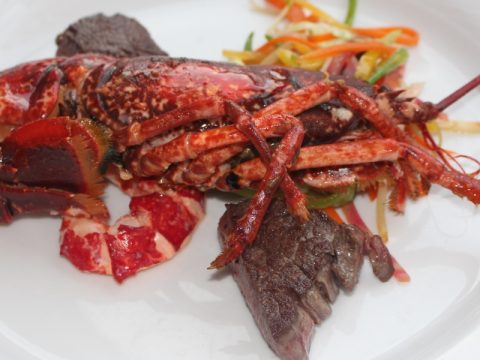Surf and Turf im Restaurant Am Hirschhorn – feine Kombination aus Fleisch und Meeresfrüchten