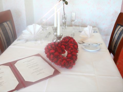 Romantischer Restaurantbesuch im Hotel Am Hirschhorn – genussvoller Abend in stilvollem Ambiente